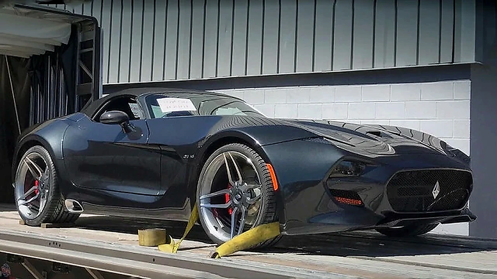 Dodge Company will resume sales of supercar Viper - restored article image 2