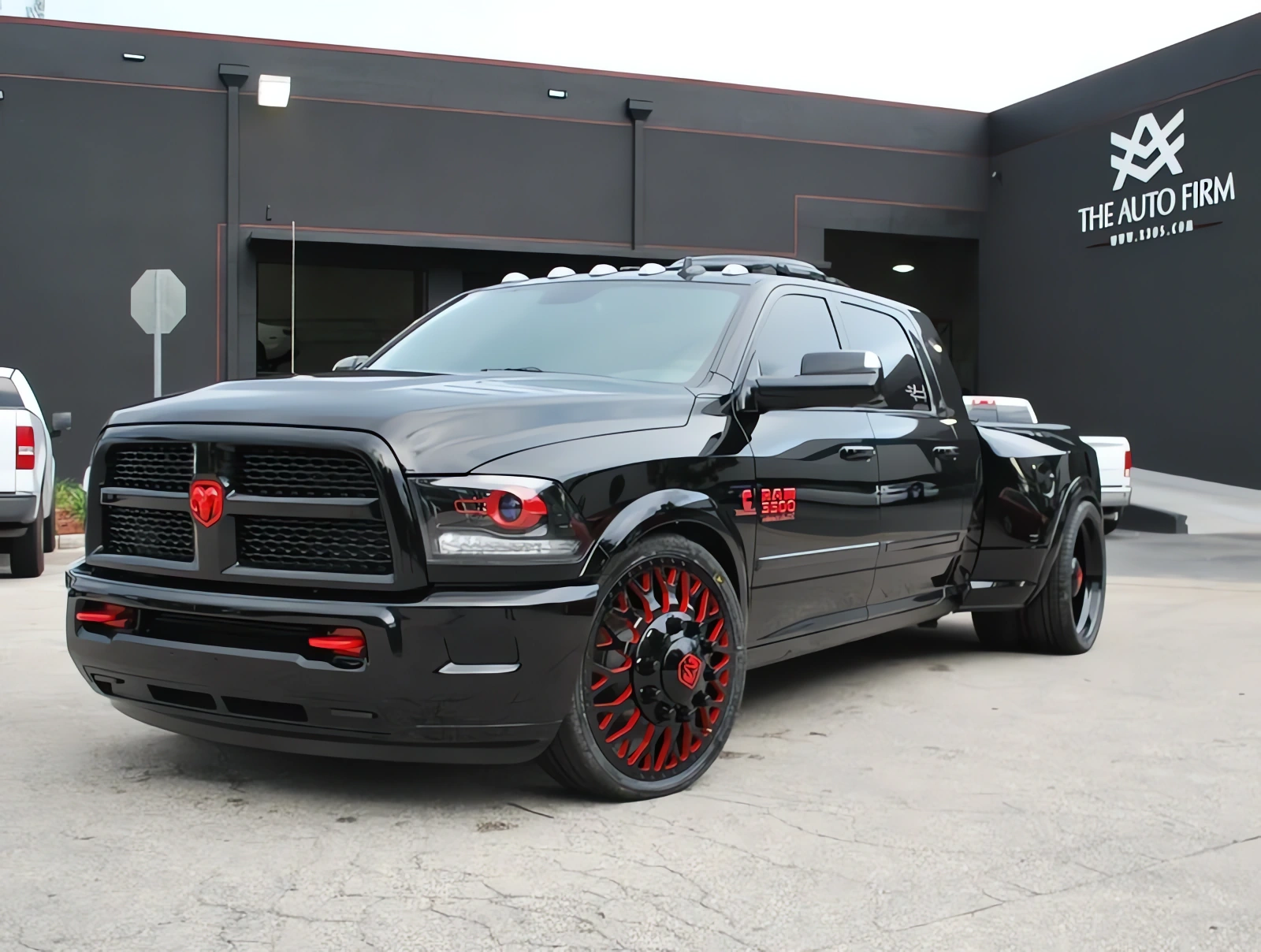 Crazy Dodge Ram Black Red Edition - restored article image 2