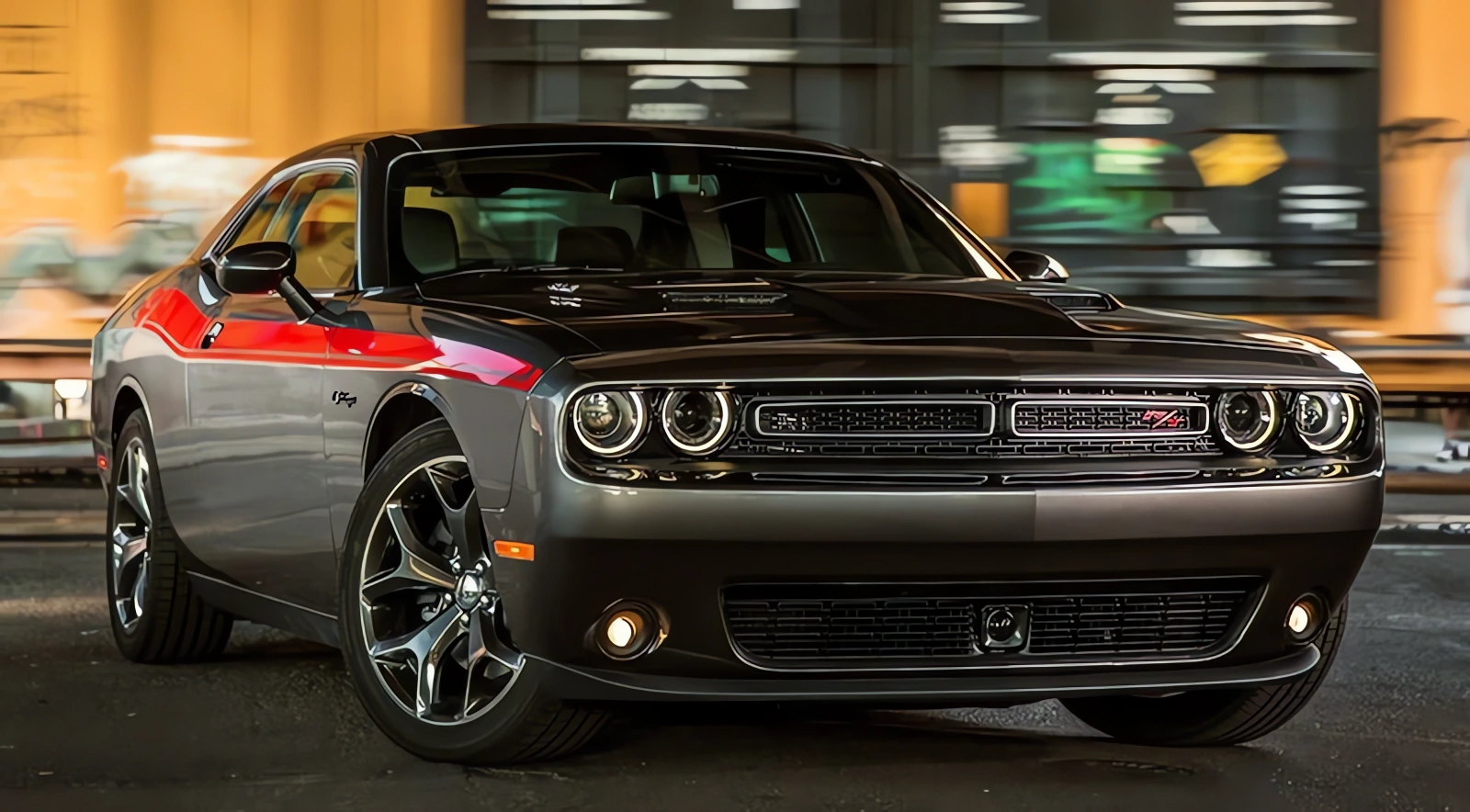 Dodge Challenger will go on highways in 2018 - restored article image 2