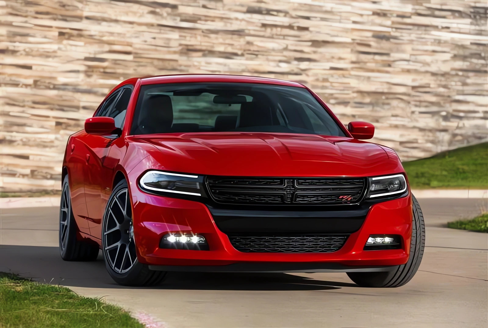 Dodge Charger 2015 became much angrier