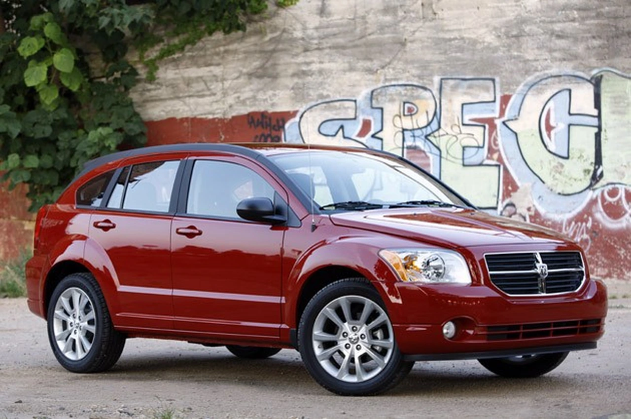 Dodge Hatchbacks – the Dodge Caliber 2012 Overview